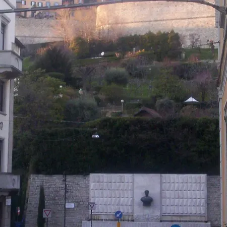 Alla Funicolare Penzion Bergamo